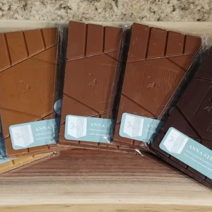 Anna Stubbe Chocolate Bars